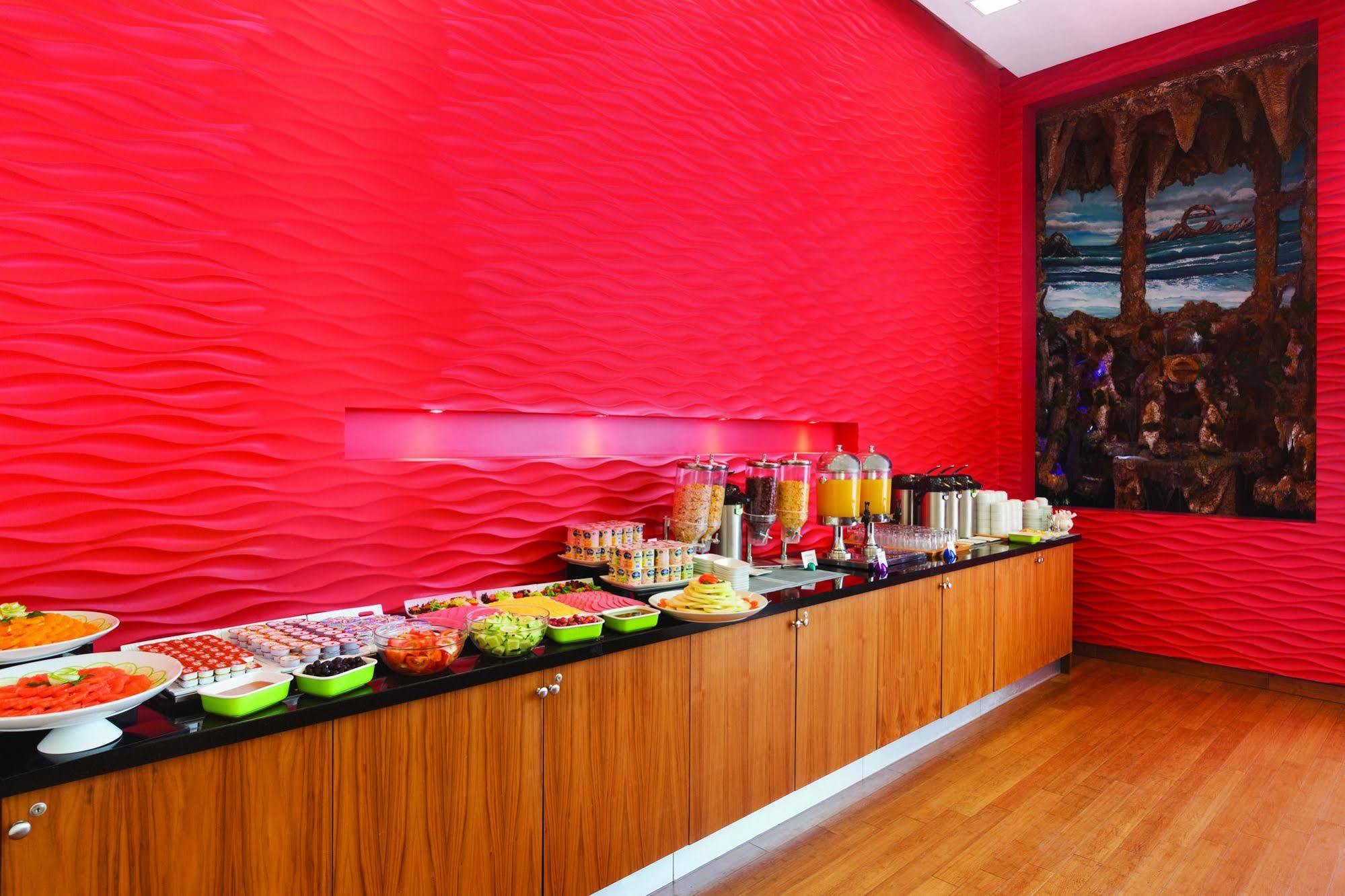 Ramada Encore By Wyndham Tanger Buitenkant foto