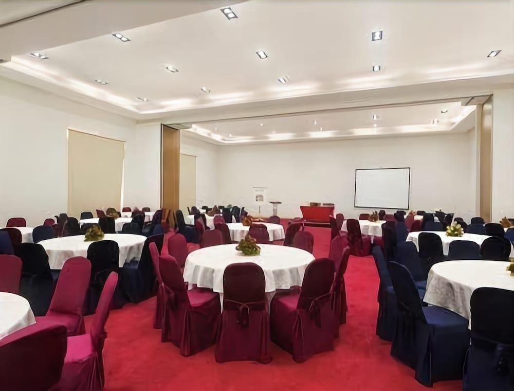 Ramada Encore By Wyndham Tanger Buitenkant foto